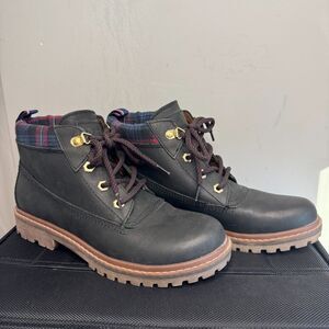 Tommy Hilfiger Tassie Black Leather Boots 7.5M | Heidi-Vibes, Get Your Hike On!
